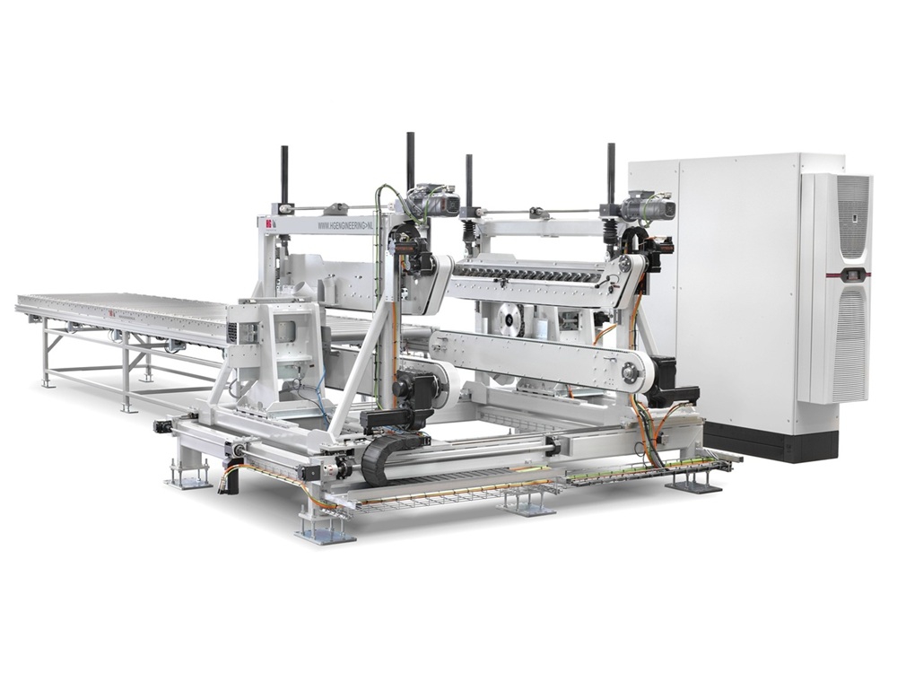 Freesmachine met middenzaag